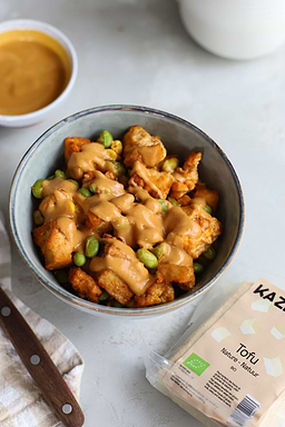 Bowl protéiné rapide au tofu curcuma