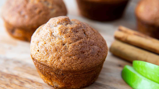 Muffins pomme cannelle aux noisettes