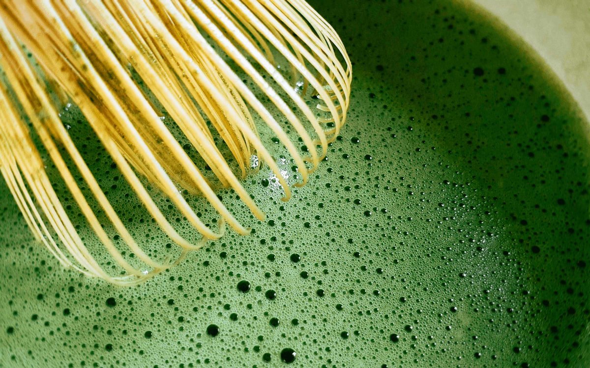 Wat is Matcha en hoe bereid je matcha-thee?