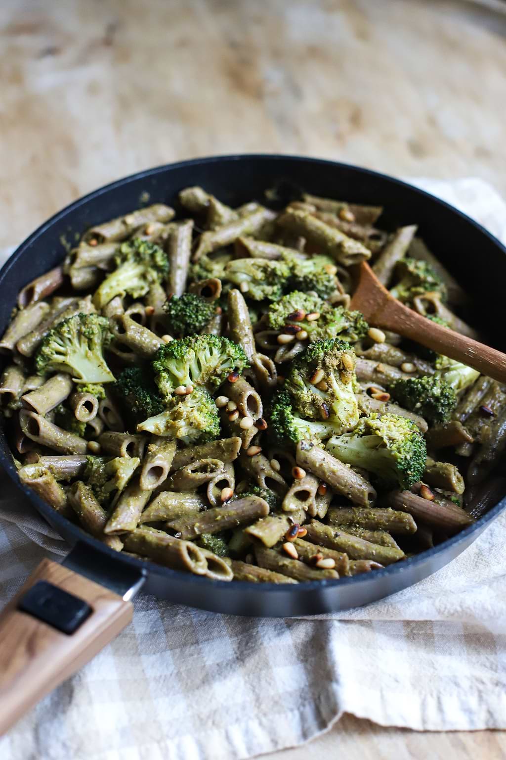 Pâtes au pesto et brocoli 