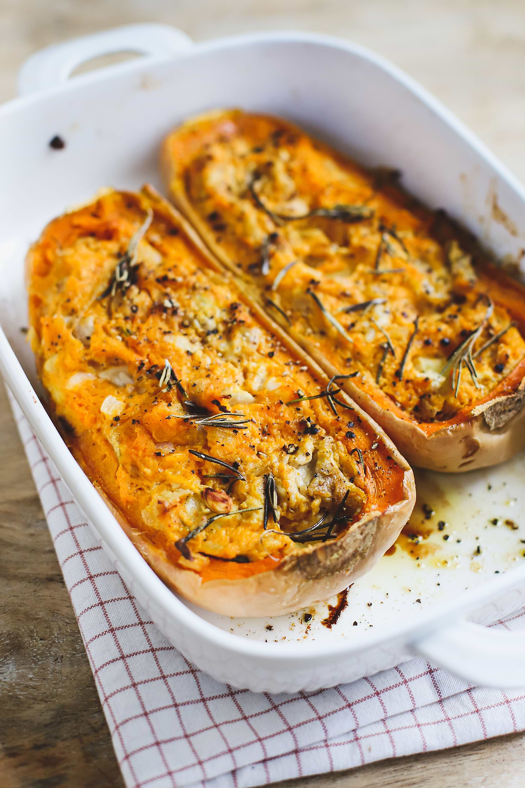 Butternut farcie au camembert