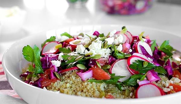 Salade croquante au quinoa
