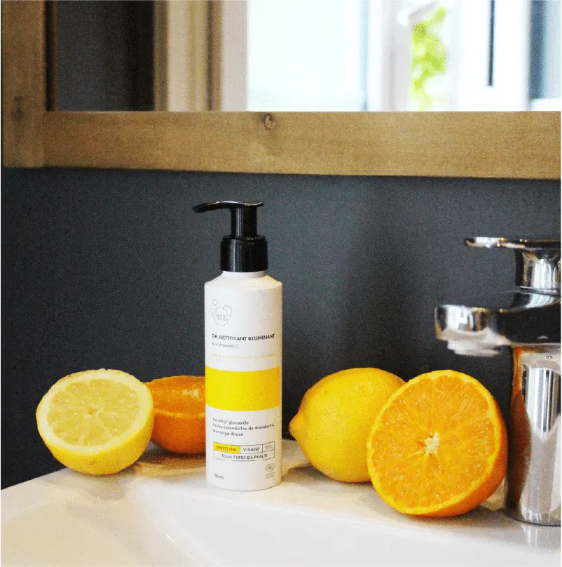 Vitamin C Illuminating Cleansing Gel.