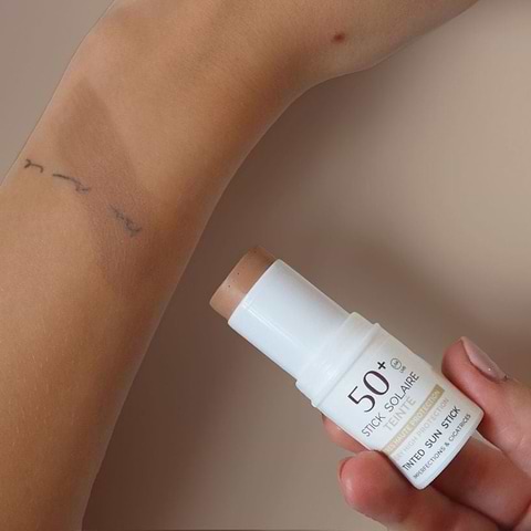 Stick solaire teinté SPF50+