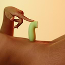 Aura Suction Clitoral Stimulator 4