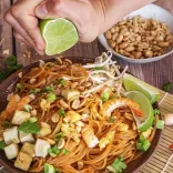 Dunne ½ volkoren rijstnoedels – voor Pad Thai 1