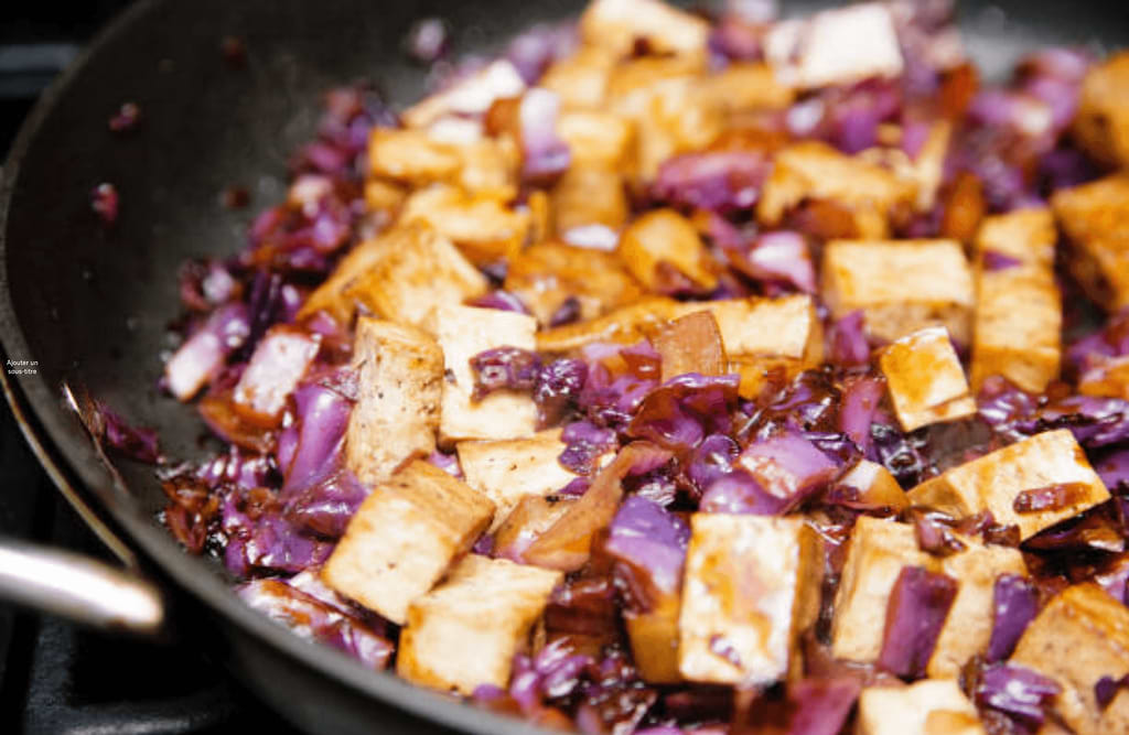 Tofu bowl with red cabbage, apples, and walnuts (anti-inflammatory)