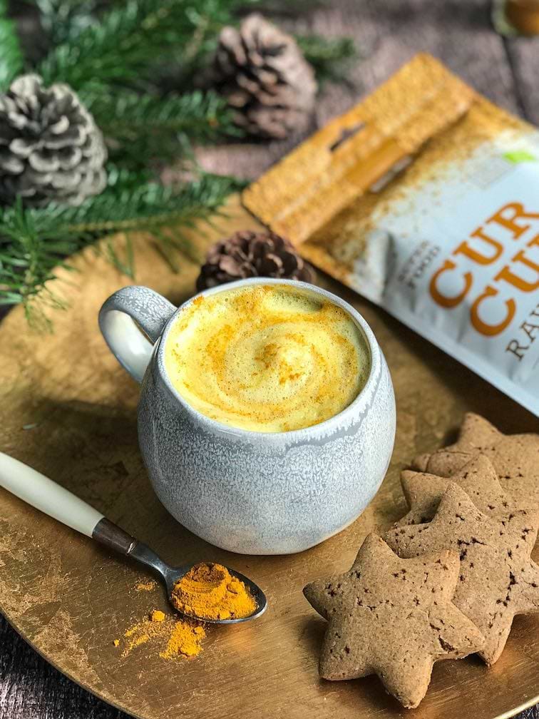 Latte au curcuma