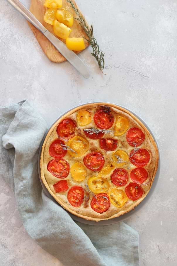 Tarte à la tomate et aux noix de cajou