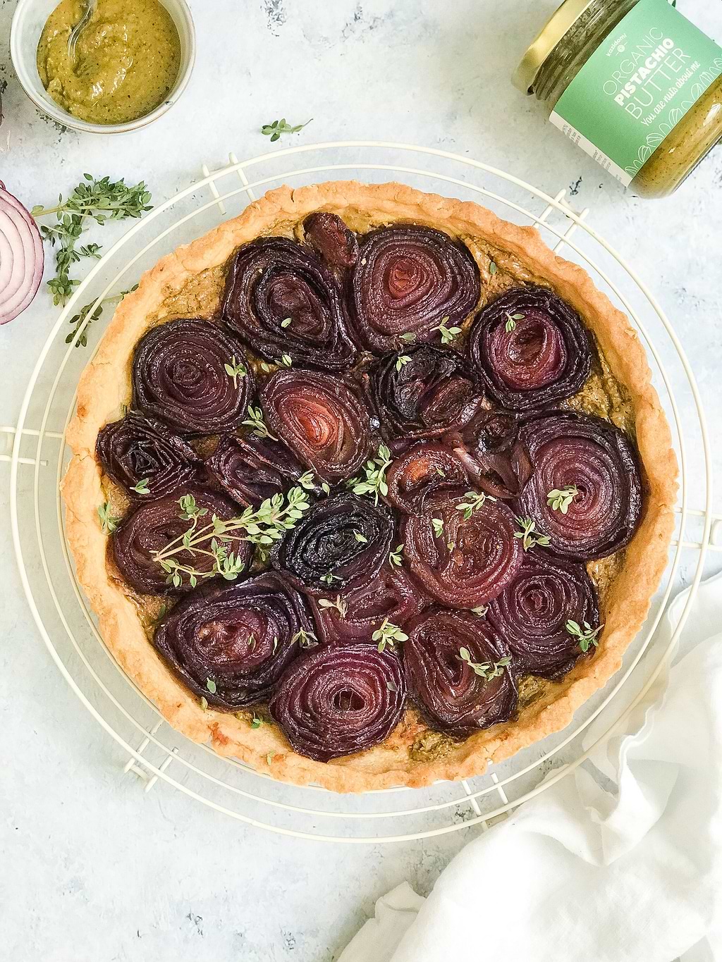 Tarte aux oignons rouges
