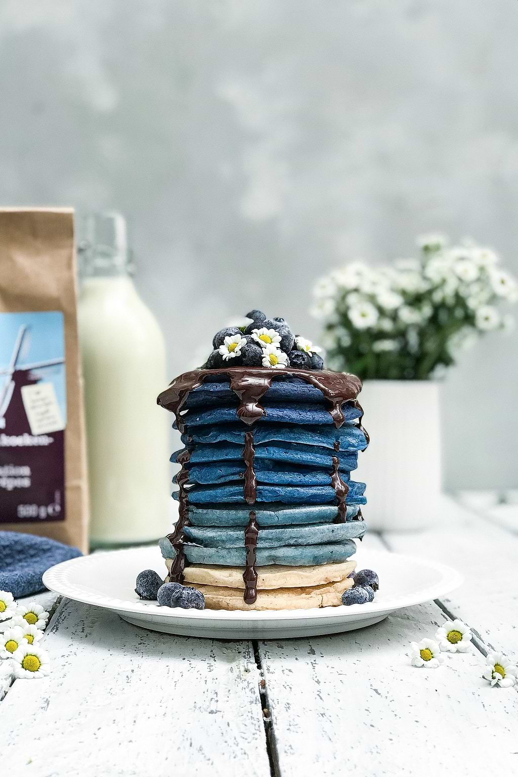 Blauwe spirulina pancakes