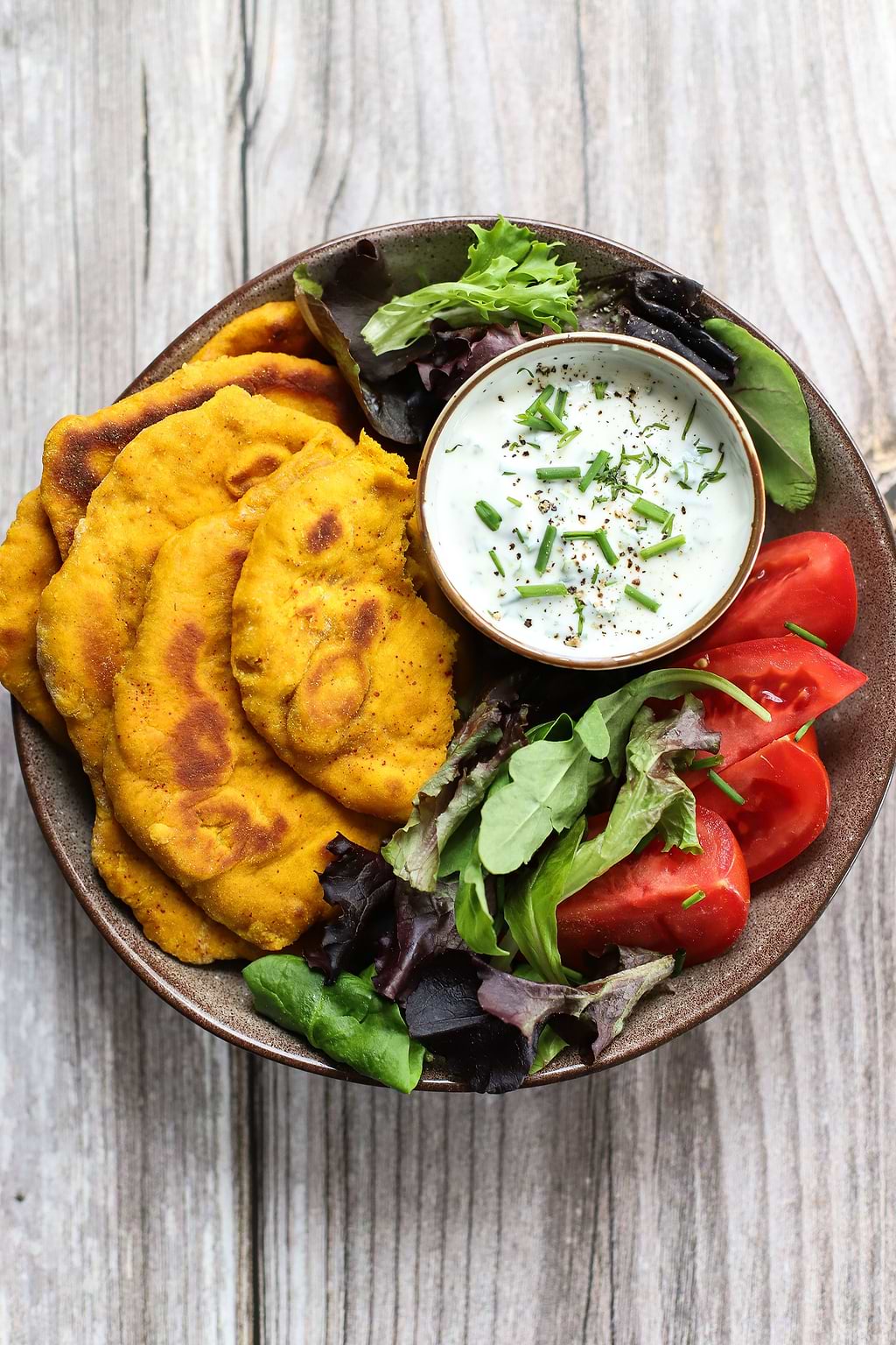 Pain naan au curry et curcuma 