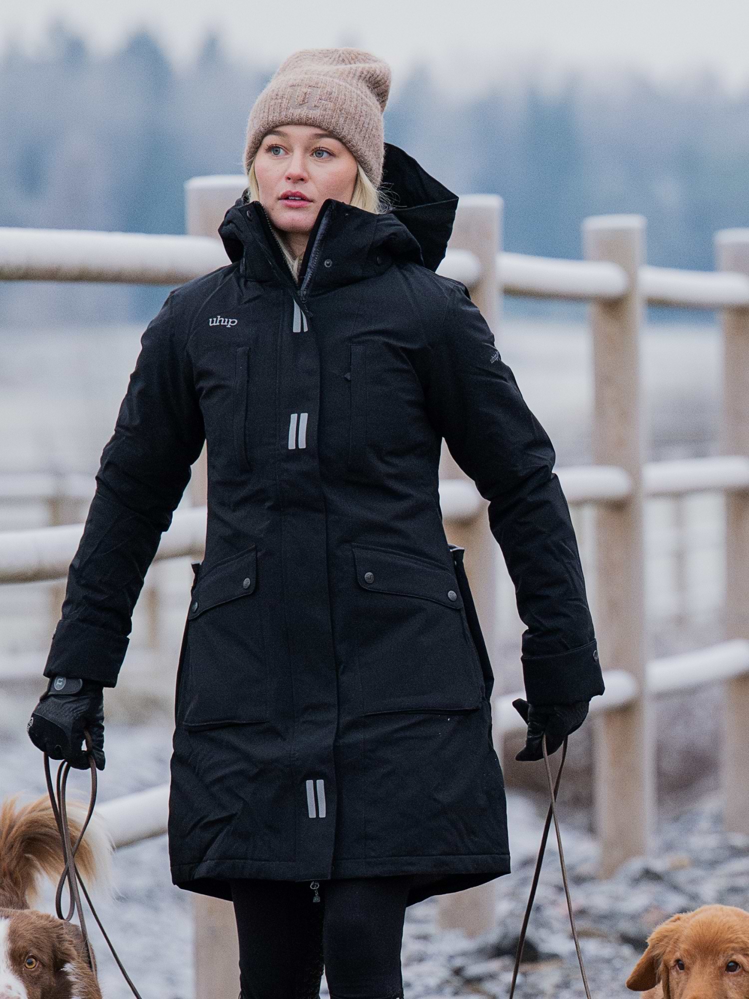 UHIP 中綿 ジャケット 38 ブラック レディース フード取り外し可能 乗馬 防寒 Frost Short Jacket – Warm Winter Jacket with Skirt | Uhip - Uhip