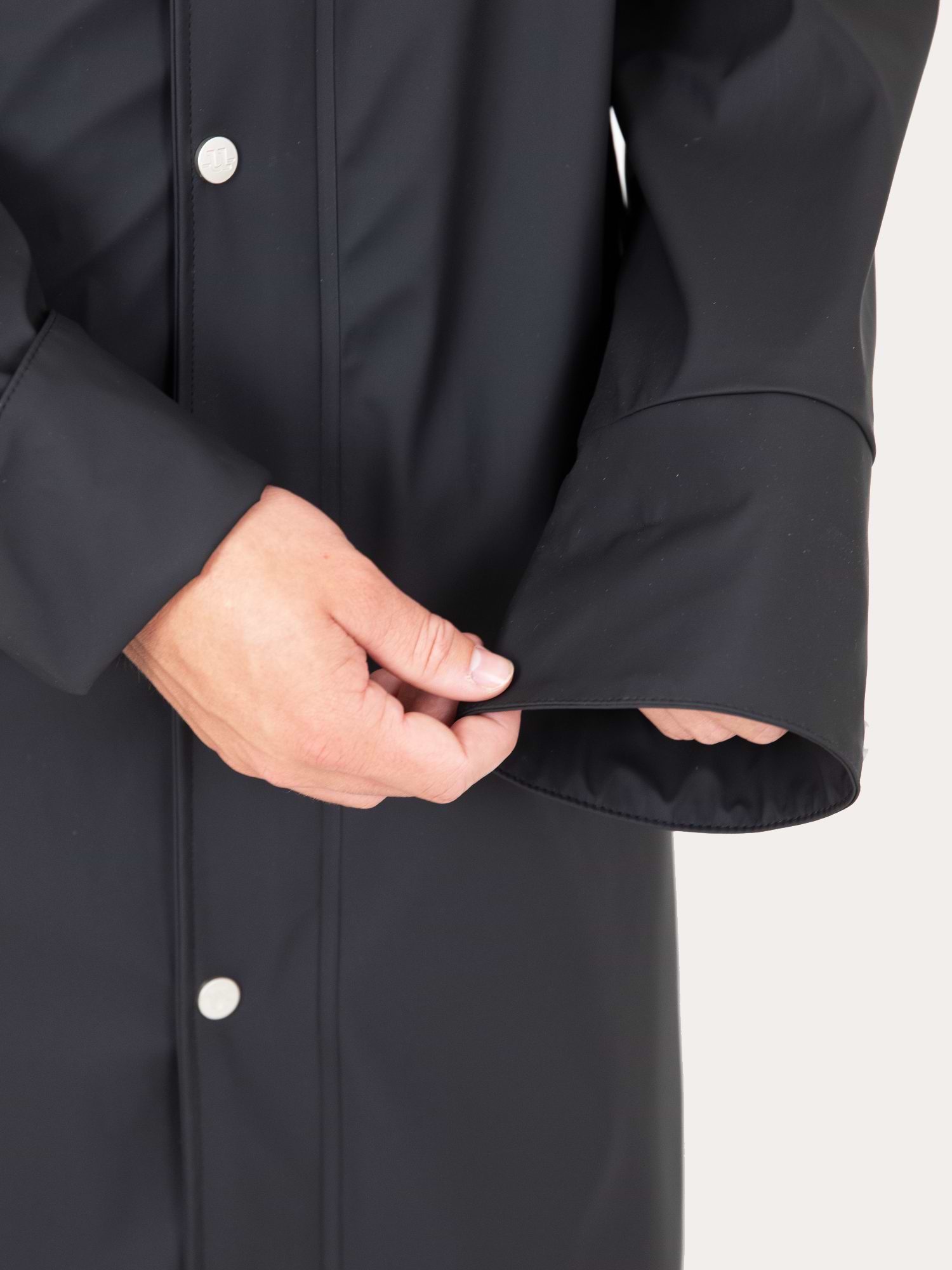 Winston Raincoat Jet Black