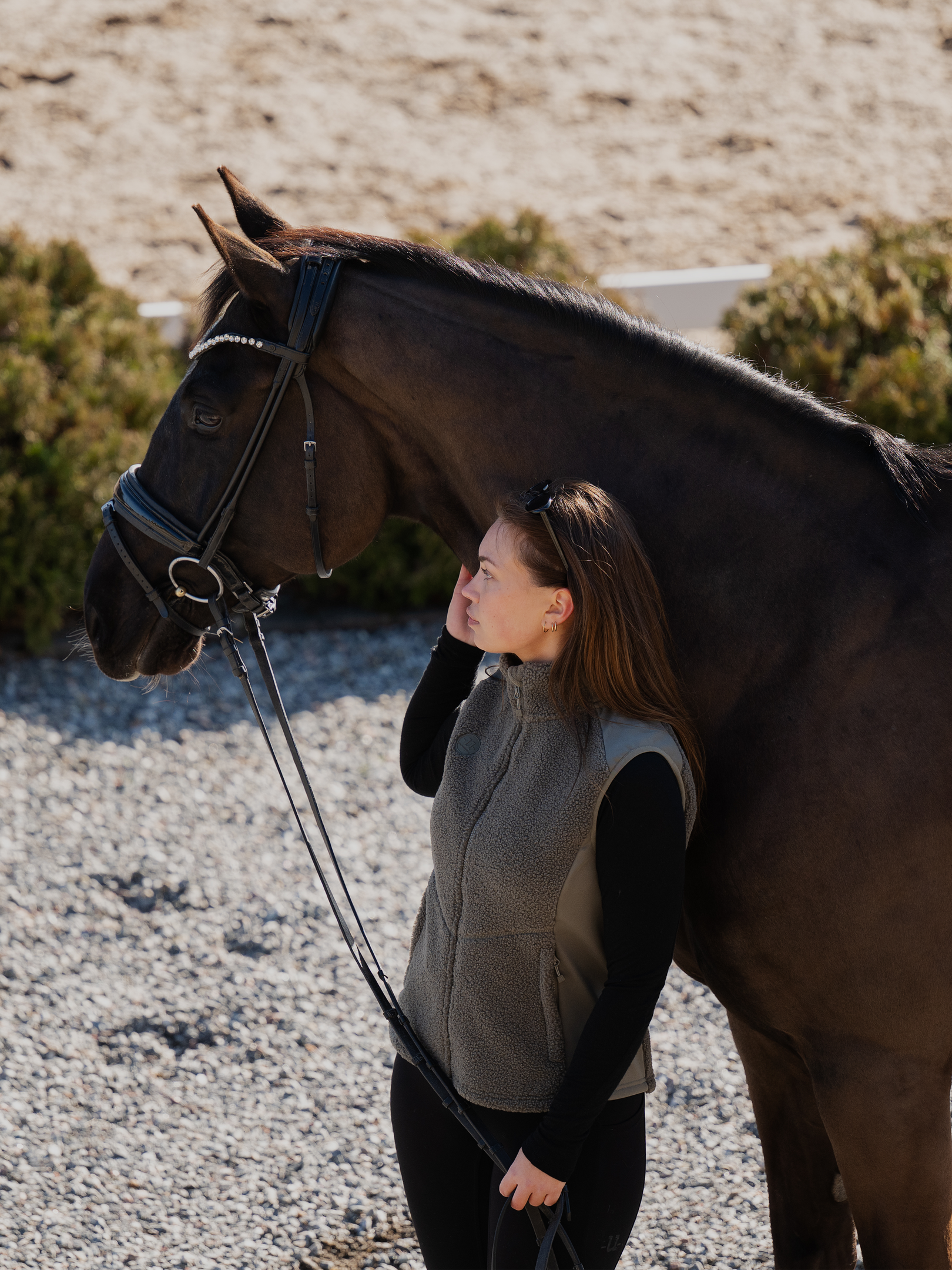 Cozy Pile Hybrid Vest Smokey Olive