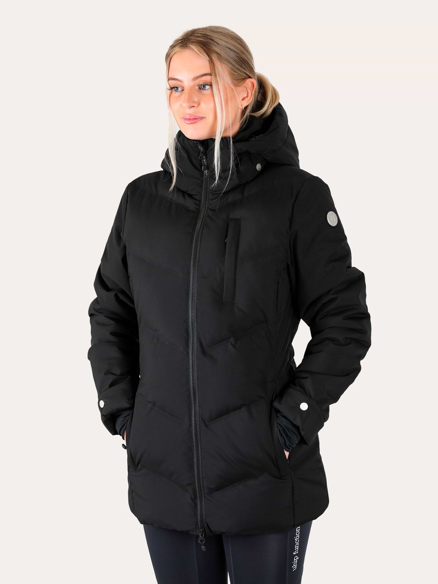 Frost Jacket Jet Black