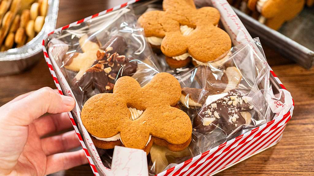 Cookie packaging