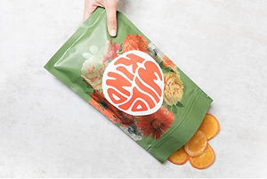 _3_wildkind-large-flat-pouch