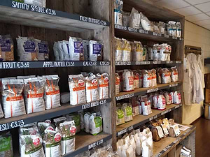 DeHalm Product display shelf_1
