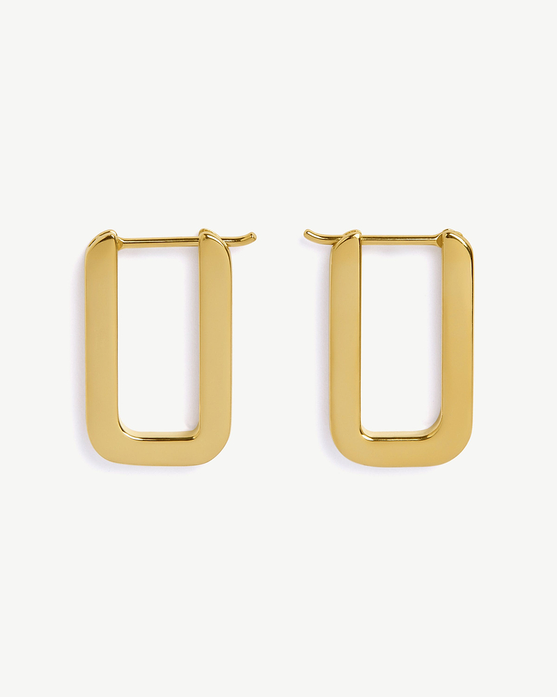 Pair of rectangular hoop earrings in 22 carat gold gilded finish