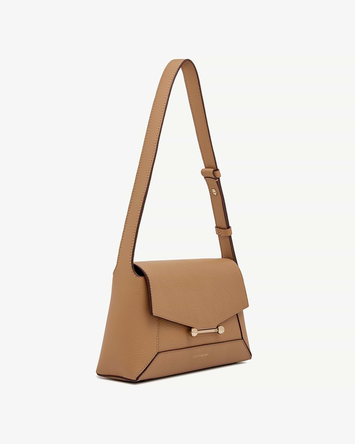 Strathberry Mosaic shoulder bag in caramel leather with gold bar fastening.
