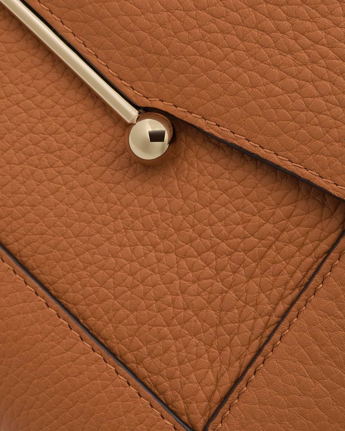Honey-coloured mosaic bag leather with gold round metal stud and stitching