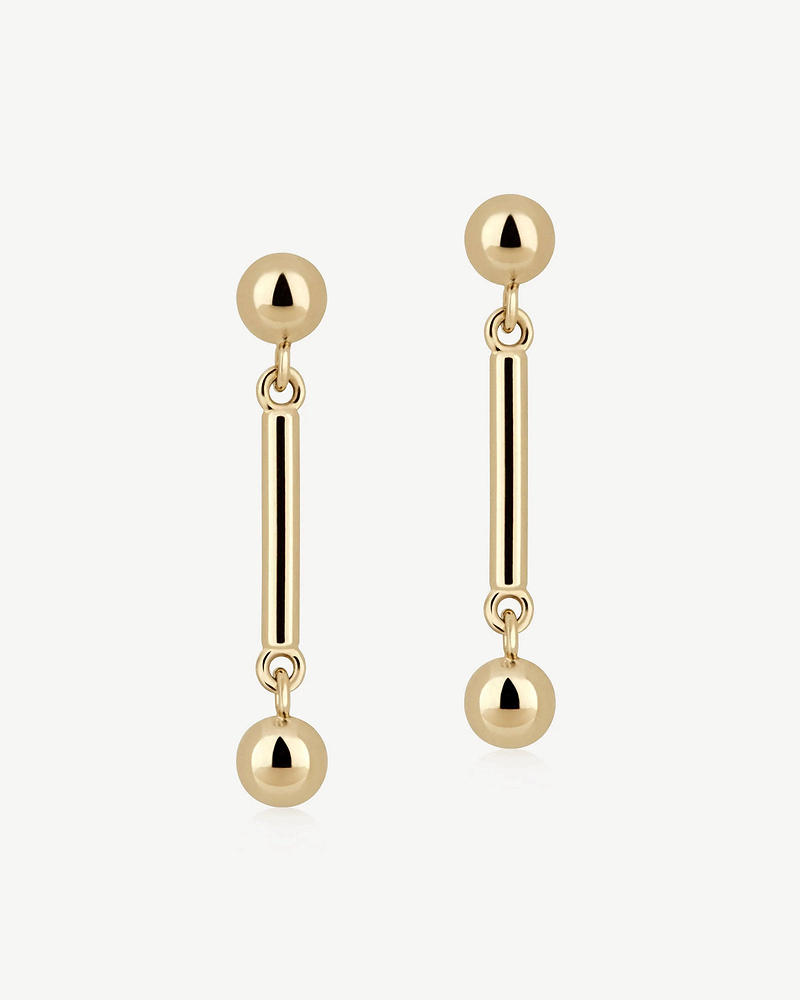 Pair of music bar drop earrings in 22 carat gold gilding.