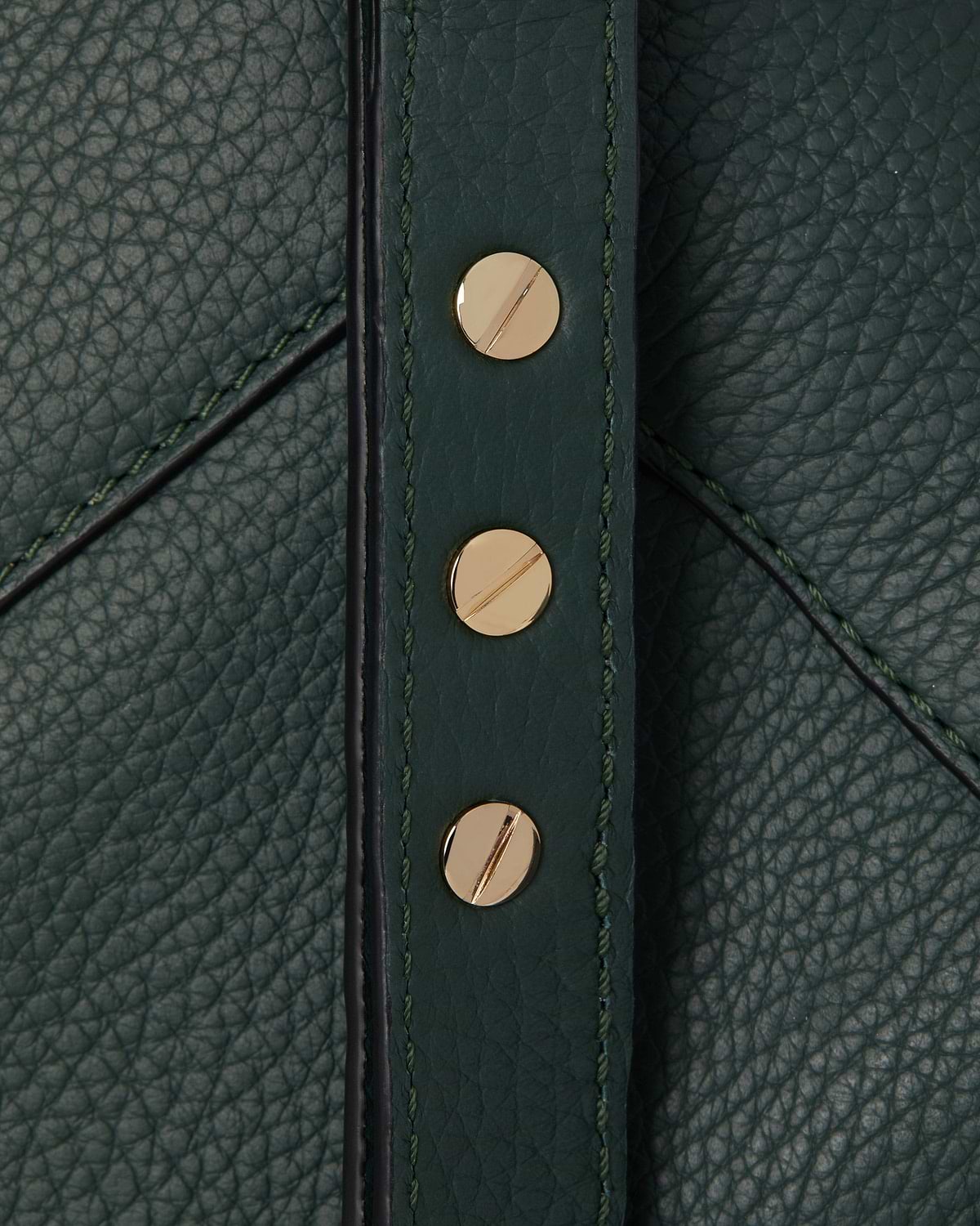 Bottle green mosaic bag strap in pebbled leather with three gold screw-head studs.