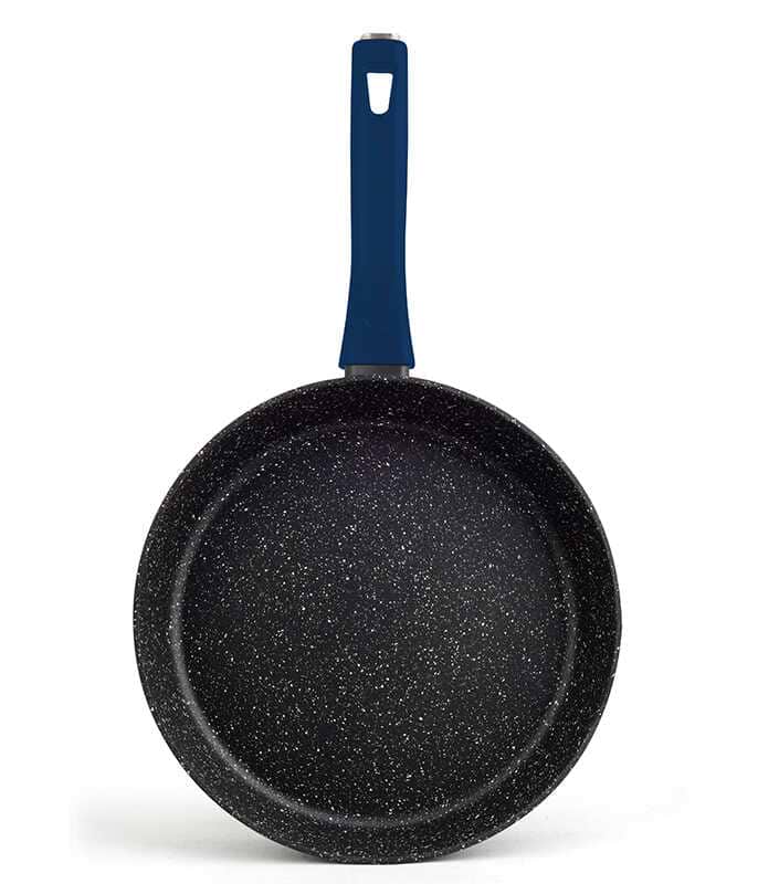 מחבת 18 ס"מ CASUAL PLUS ידית כחולה