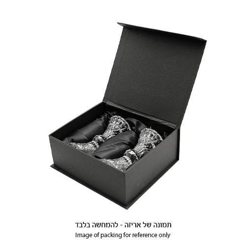 זוג פמוטי קריסטל מהודרים עם אבנים 15 ס