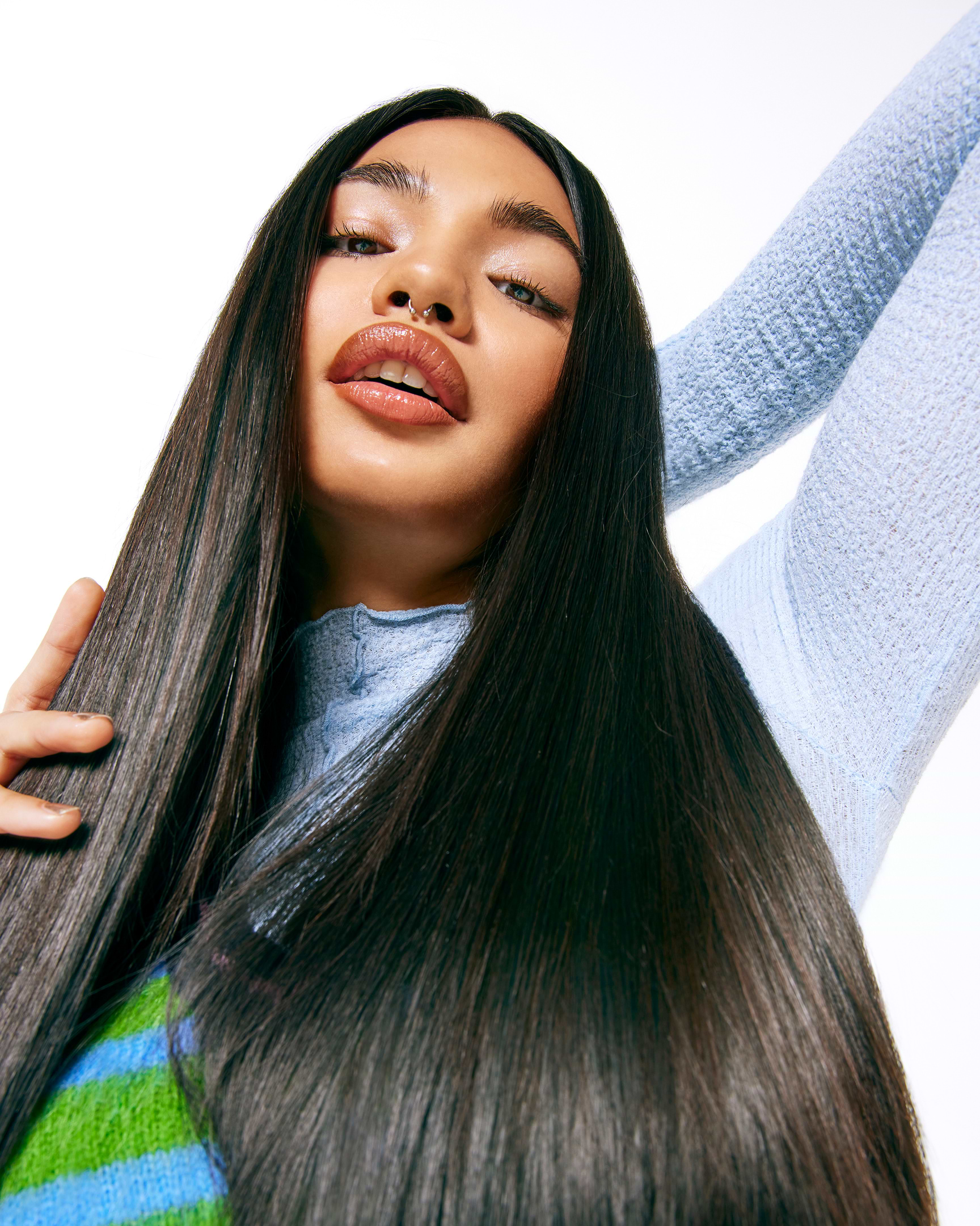 Vegan Clip-ins 50 cm - Straight - Classic Clip-ins - Medium Volume - 5 Pieces - Black Brown - Rapunzel of Sweden - Image 7