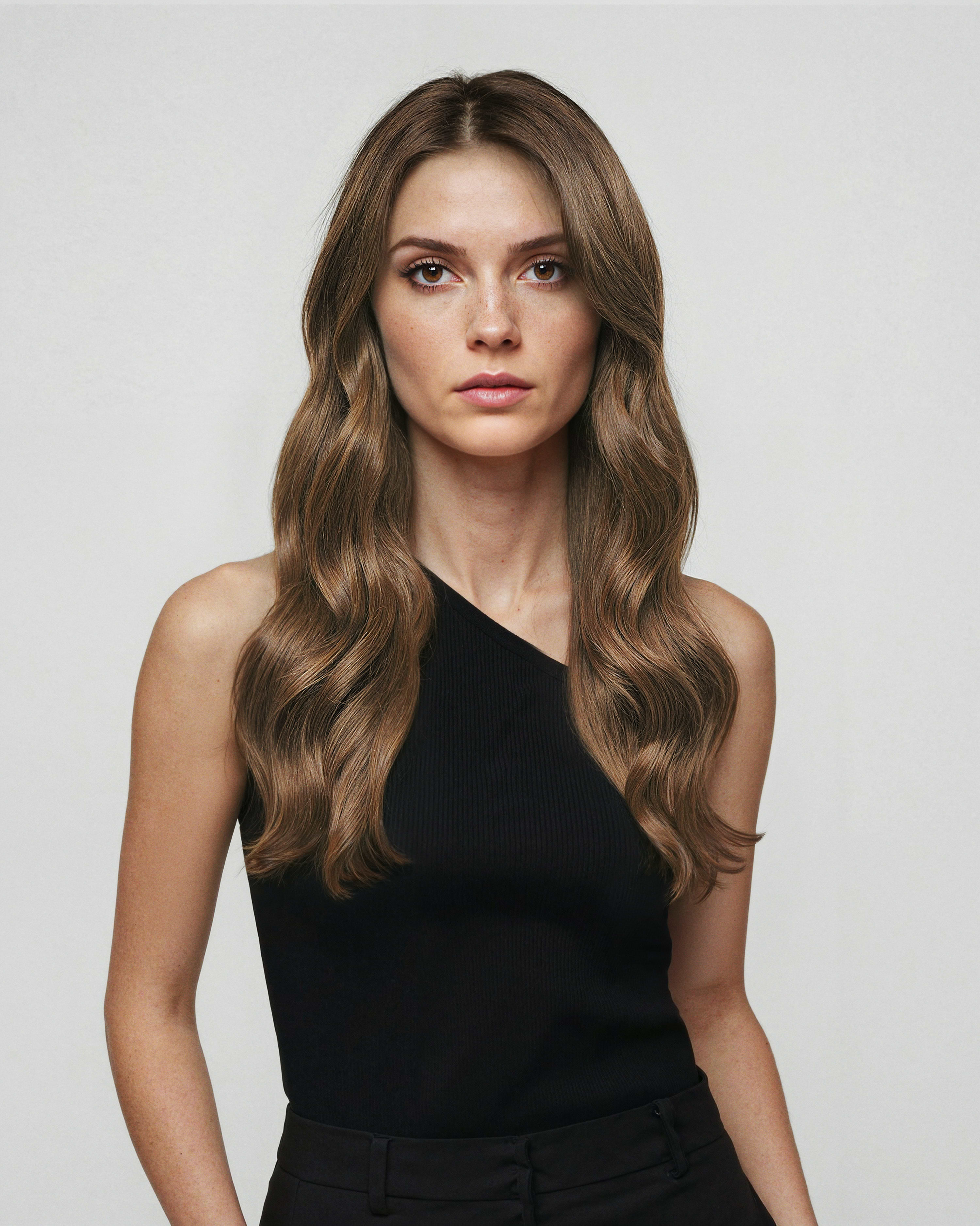 Ultra Tape Extensions 50 cm - Straight - Seamless Tape 3 cm - 10 Pieces - Brownish Blonde Balayage - Rapunzel of Sweden - Image 2