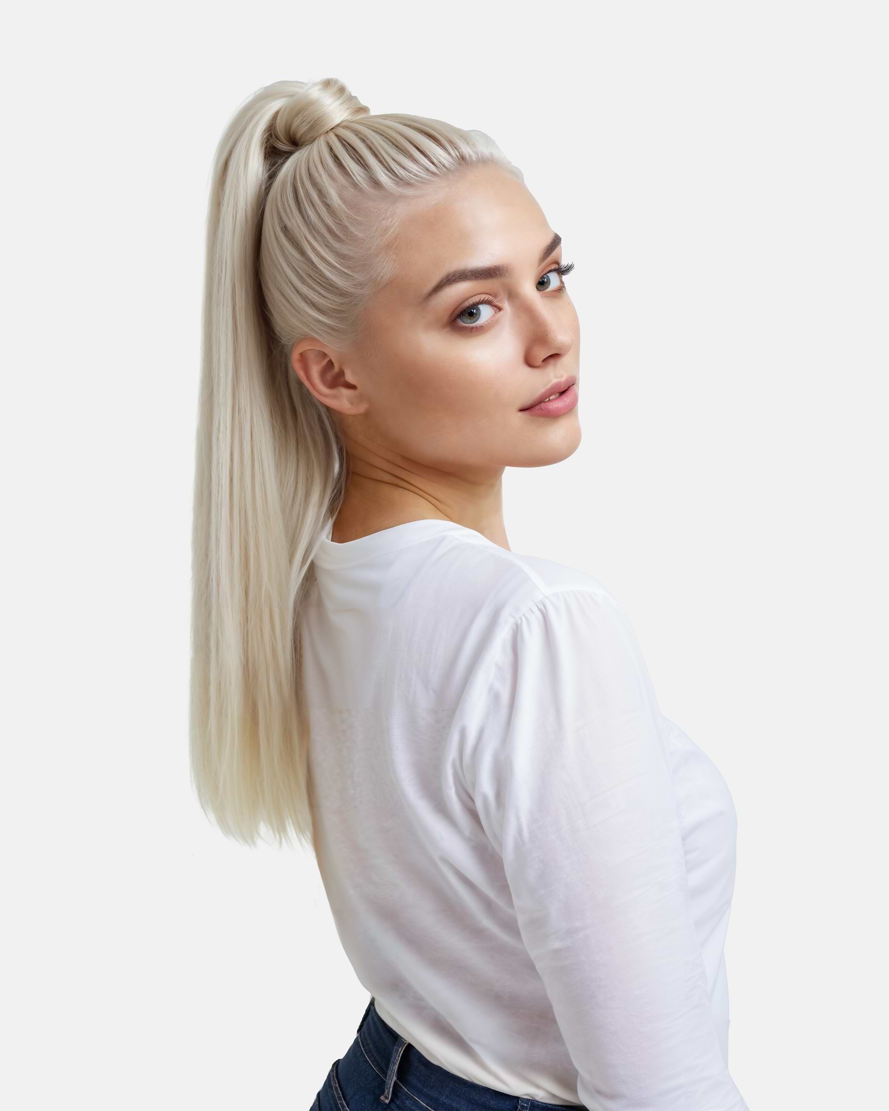 Vegan Ponytail 50 cm - Straight - Ponytail - Medium Volume - Light Grey - Rapunzel of Sweden - Image 2