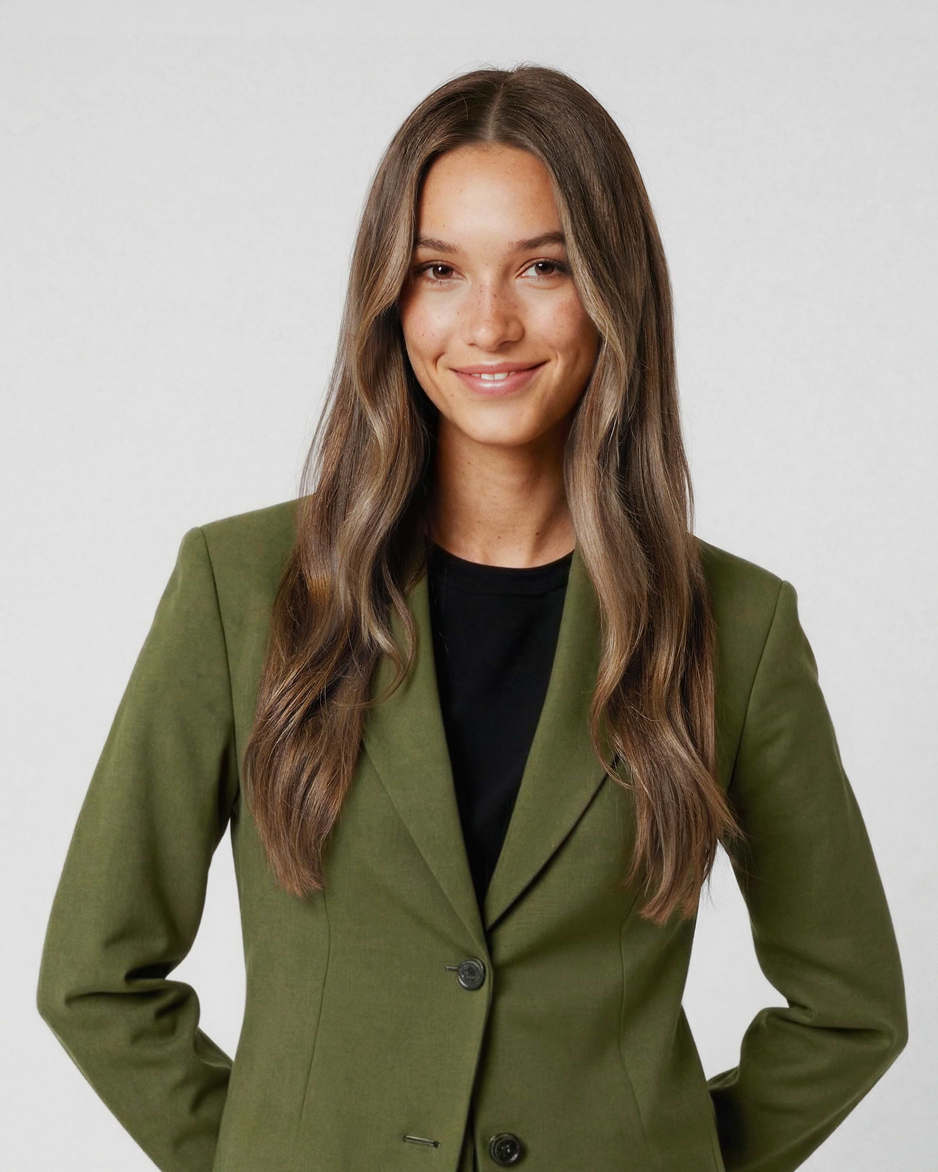 Halo Hairband 50 cm - Straight - Invisible Halo Hairband Clip-ins - Light Volume - Hazelnut Caramel Balayage - Rapunzel of Sweden - Image 2