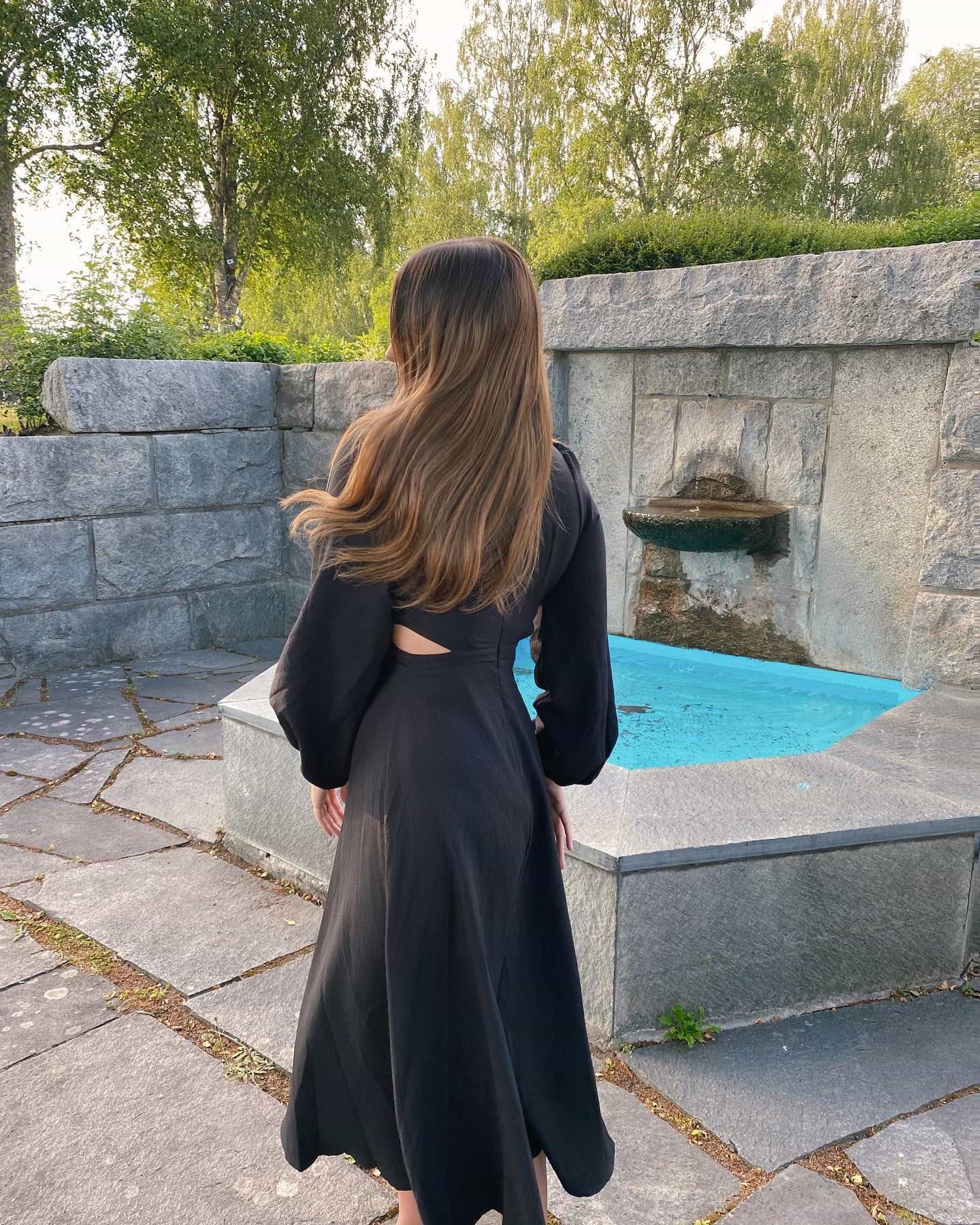 Classic Clip-ins 50 cm - Straight - Classic Clip-ins - Light Volume - 3 Pieces - Brown - Rapunzel of Sweden - Image 6