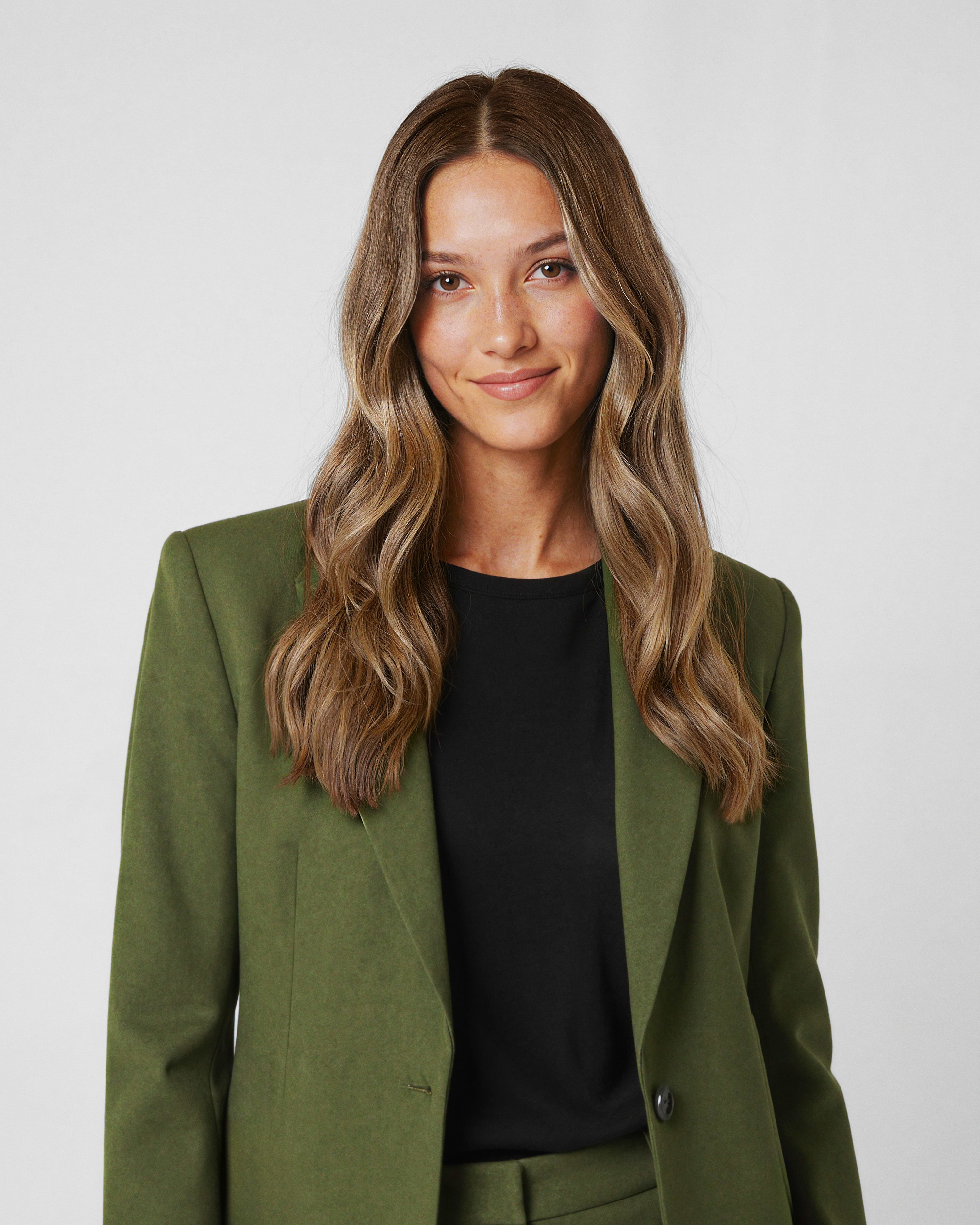 Halo Hairband 40 cm - Straight - Invisible Halo Hairband Clip-ins - Light Volume - Brownish Blonde Balayage - Rapunzel of Sweden - Image 2