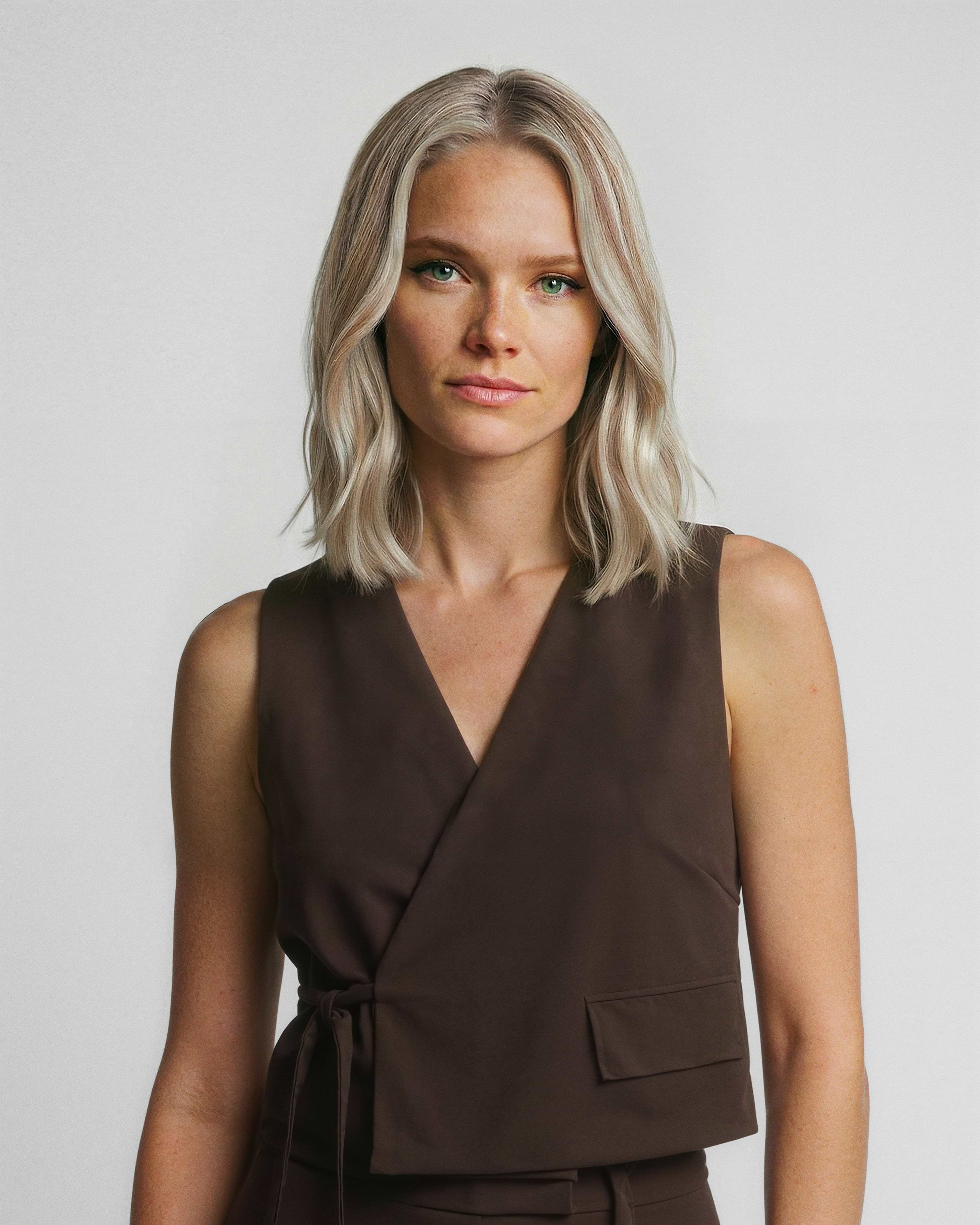 Halo Hairband 40 cm - Straight - Invisible Halo Hairband Clip-ins - Light Volume - Natural Ash Blonde Mix - Rapunzel of Sweden - Image 3