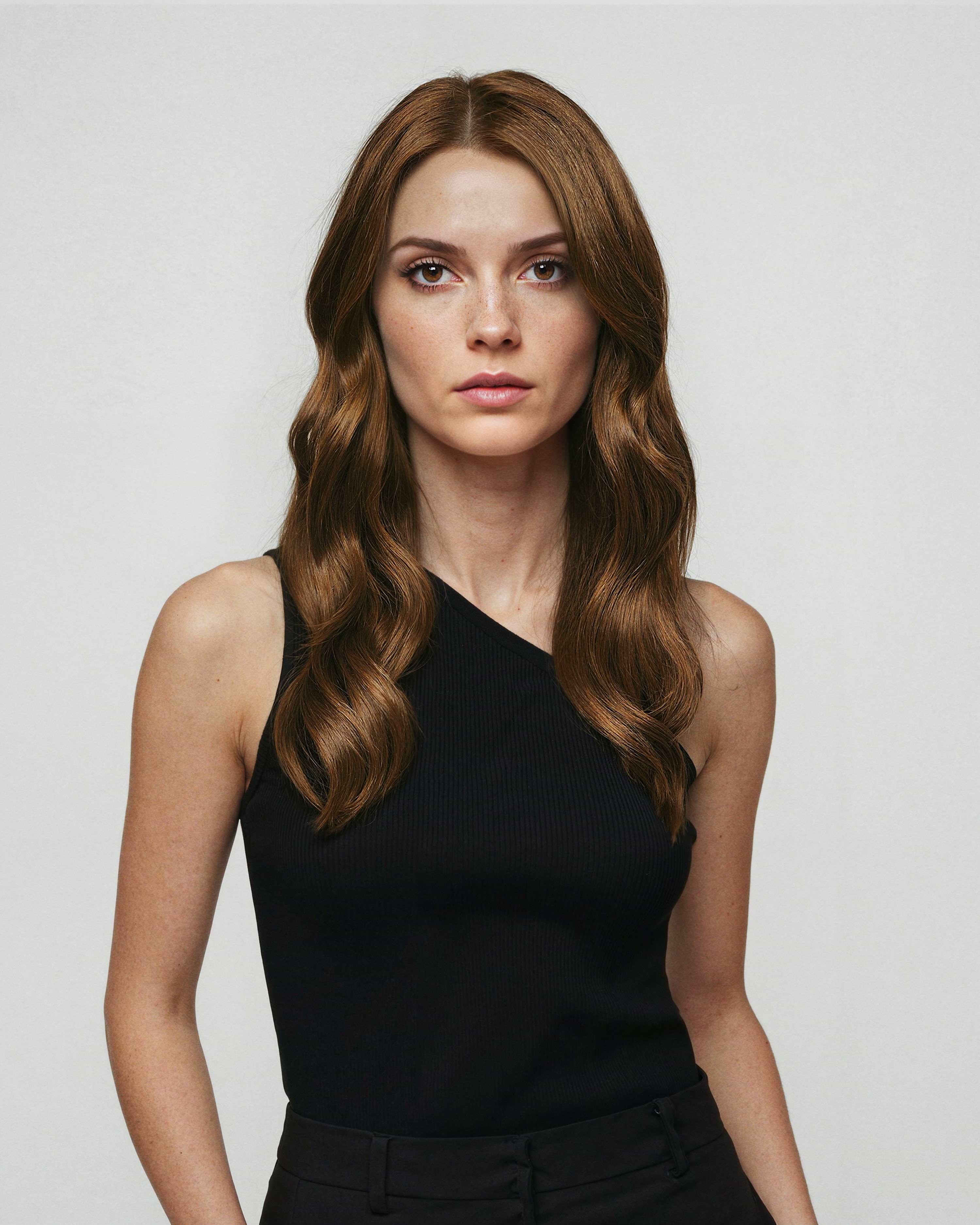 Ultra Tape Extensions 40 cm - Straight - Classic Tape 4 cm - 10 Pieces - Brown - Rapunzel of Sweden - Image 2