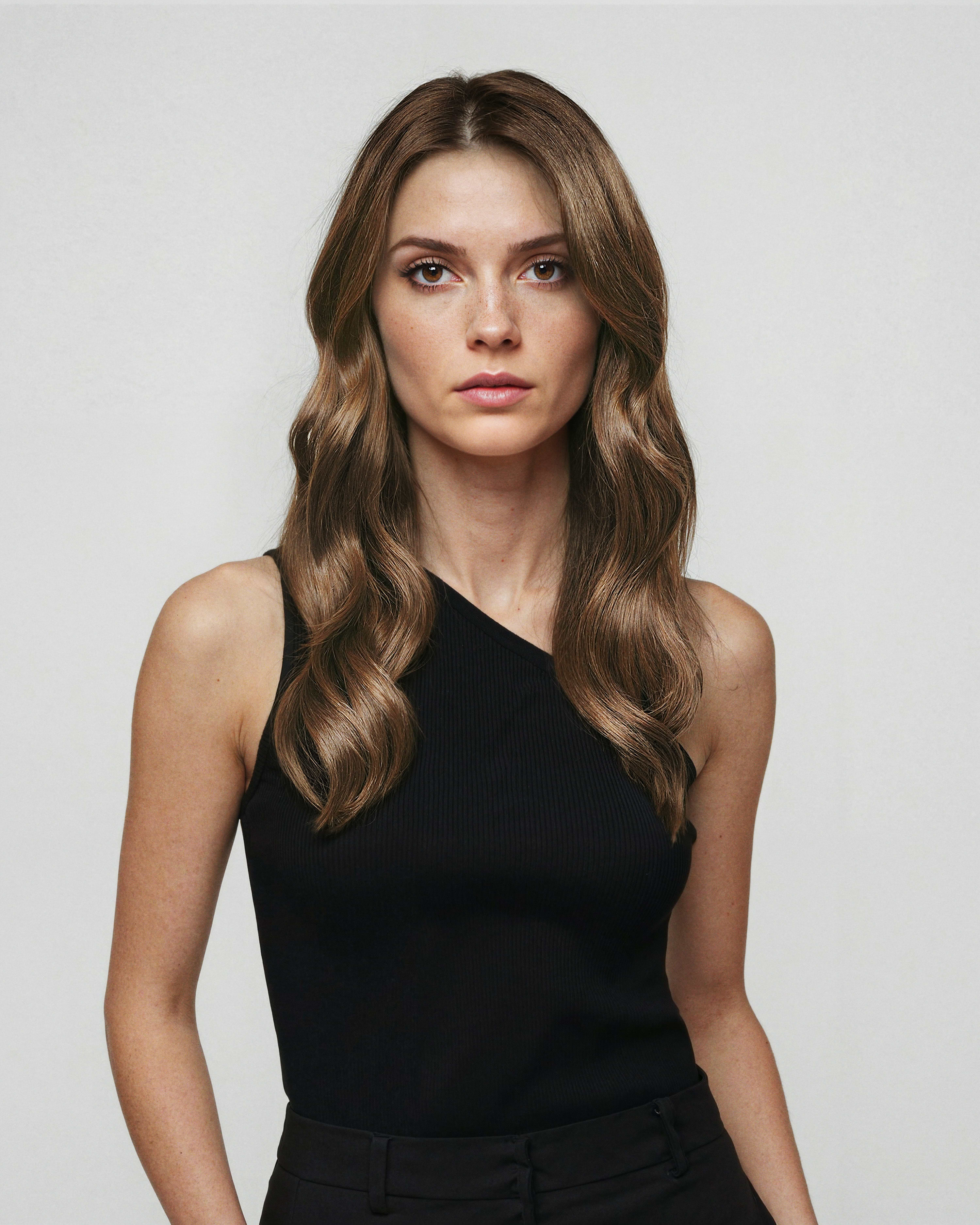 Ultra Tape Extensions 40 cm - Straight - Seamless Tape 3 cm - 10 Pieces - Brownish Blonde Balayage - Rapunzel of Sweden - Image 2