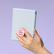 Hot Girls Read Pink &mdash; MagSafe PopGrip image number 3