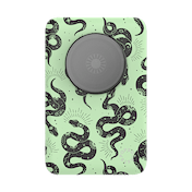 Serpentine Mint &mdash; MagSafe PowerPack image number 2