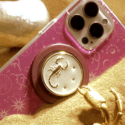 Celestial Mauve &mdash; iPhone 16 MagSafe Case image number 3