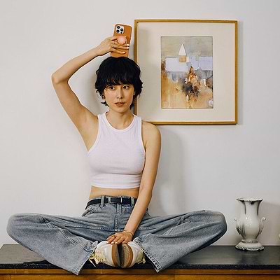 Secondary image for hover Molded Flower Apricot — MagSafe PopGrip