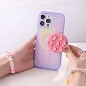 Putty &mdash; MagSafe Suck-Up Grip & Mount image number 5