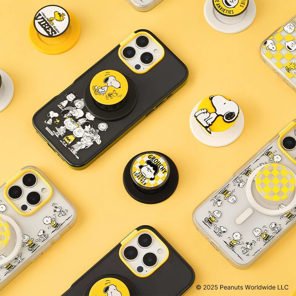 PopOut Sitting Snoopy — MagSafe PopGrip image number 6