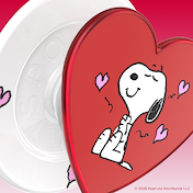 Snoopy's Big Heart &mdash; MagSafe PopGrip image number 3