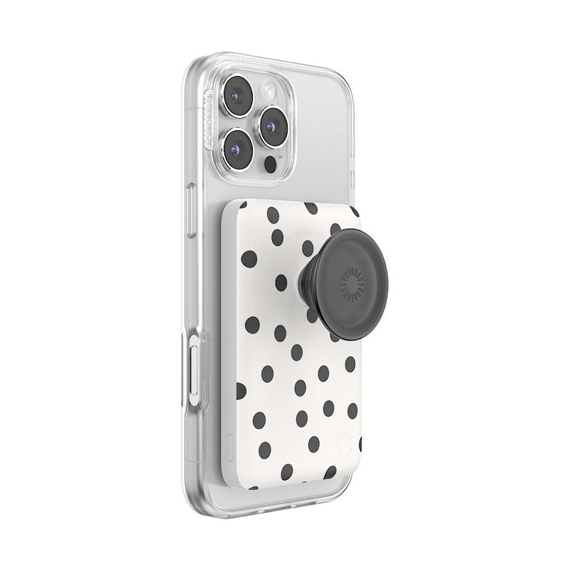 Spotlight Dots &mdash; MagSafe PowerPack image number 6