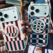 Pop of Pink Stripe &mdash; iPhone 17e/16e MagSafe Case image number 5