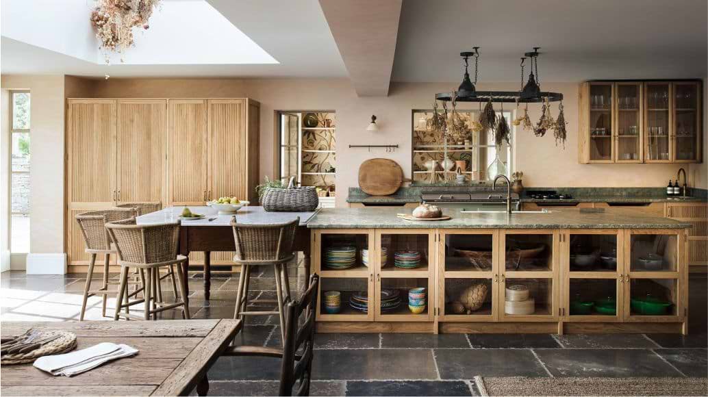 Understated Woodland Elegance