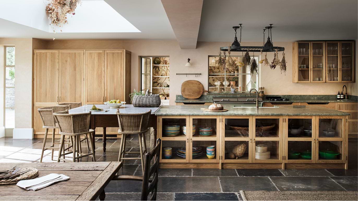 Understated Woodland Elegance